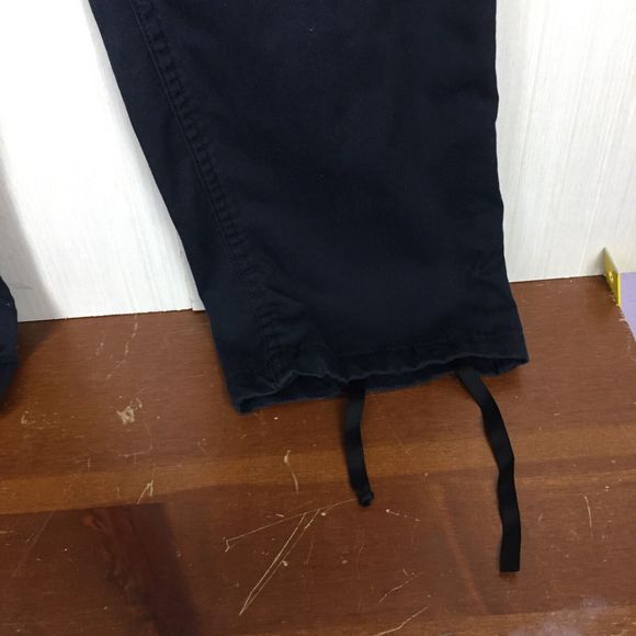 PROPPER Men's Black Cargo Pants 6-Pockets M/L Adjustable Waist Strap Zipper Fly - Picture 4 of 11